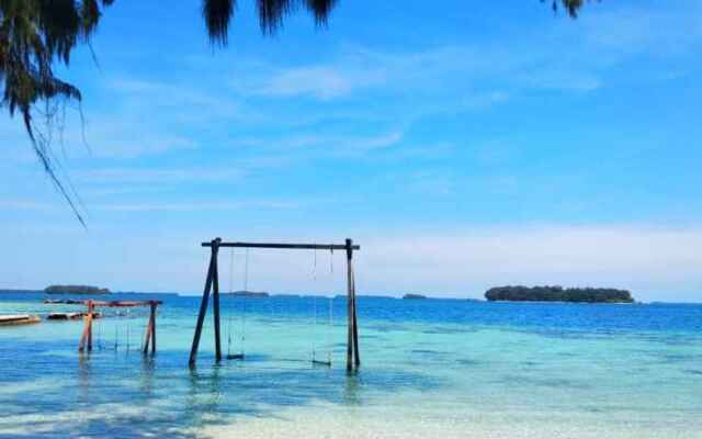 Pulau Pelangi Resort