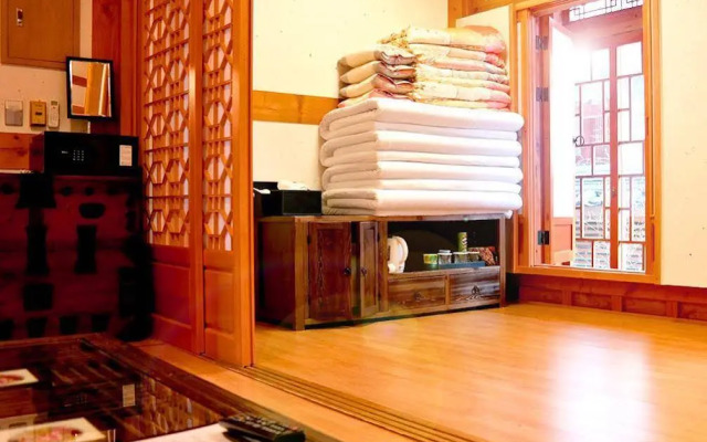 Hwangnamkwan Hanok Guesthouse