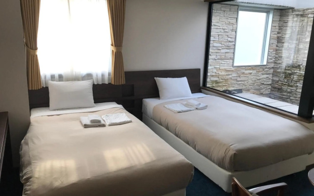 Hotel Emit Ueno