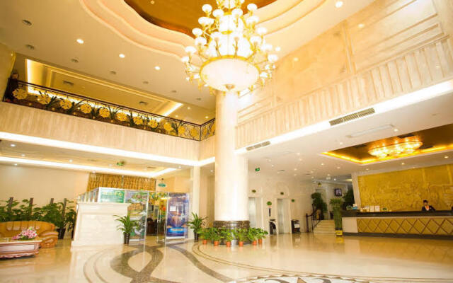 Vienna Hotel Changlong Park