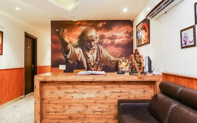 OYO 28373 Hotel Shri Sai