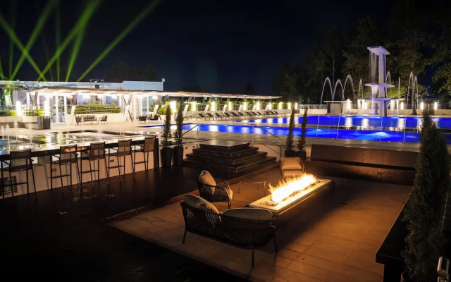 Eurobuilding Tama San Cristobal