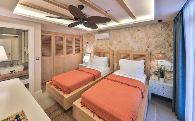 Kalkan Saray Suites - Adults Only
