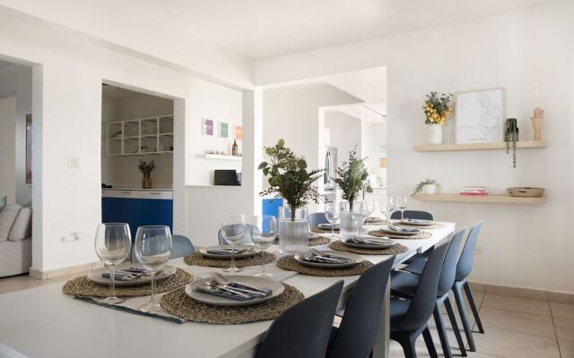 Santorini Villa 9Bd 9B Pool Beach House