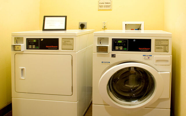 Holiday Inn Express & Suites Jourdanton-Pleasanton