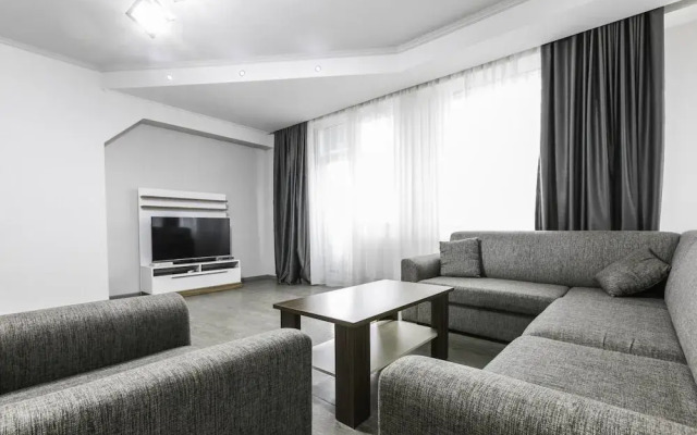 Apartment on Chikobava str.