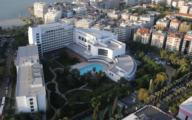 Swiss Buyuk Efes Izmir