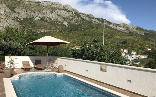 Contemporary Villa in Dubrovnik With Private Pool