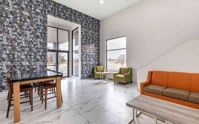 Quality Inn & Suites Sulphur Springs