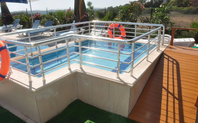 Onder Yildiz Hotel