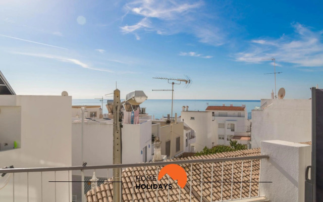 #043 Saradel Old Town Center Beach