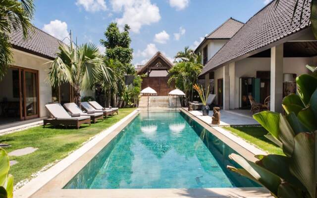 Beautiful Villa With Private Pool, Bali Villa 2073