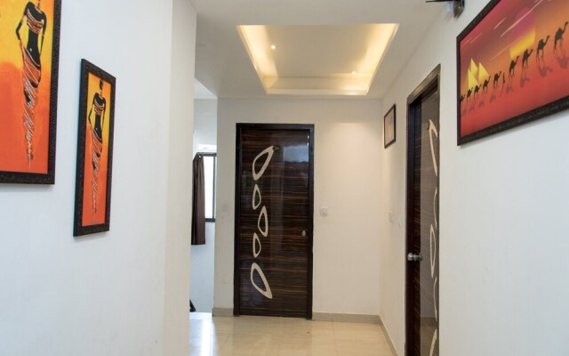 OYO 12915 Hotel Paheli Palace