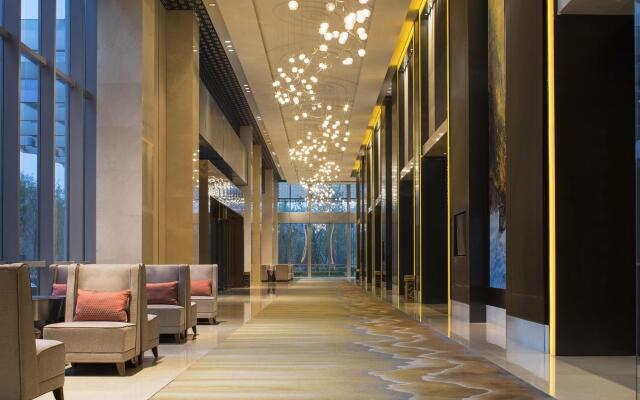 Sheraton Langfang Chaobai River Hotel