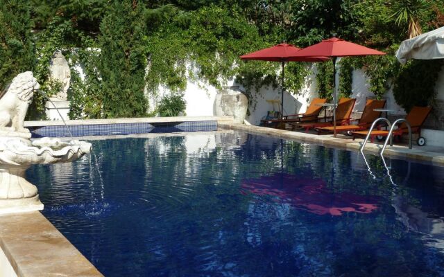 Hotel du Mas de la Chapelle