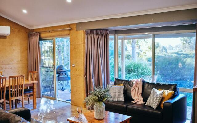Eight Willows Retreat