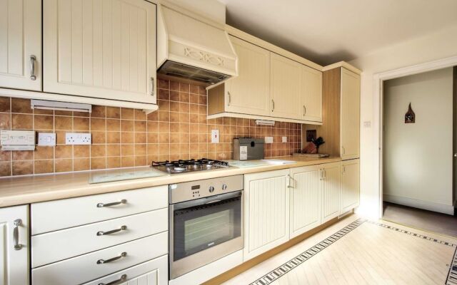 Guestready - Bright, Spacious 2bdr Flat