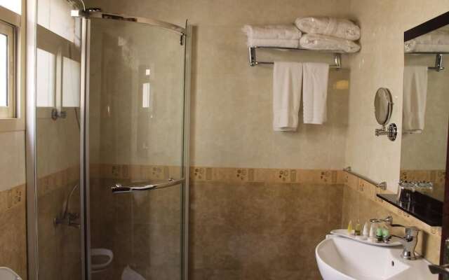 Plaza Inn Hotel and suites