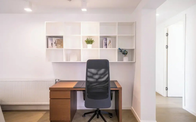 Tyms 3BR 2BA Apt Novel Garden Metro