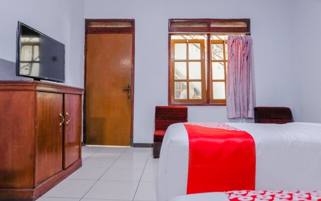 Hotel O Arjosari Near Plaza Araya Formerly Hotel Nugraha
