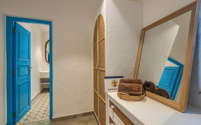 Saffronstays Kairos Zeus