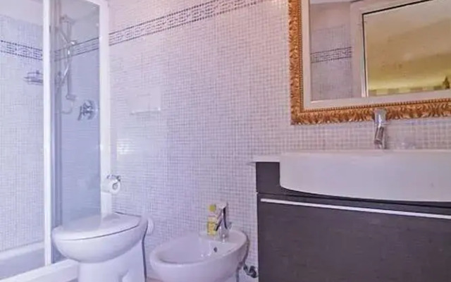 Versine Luxury Apartment