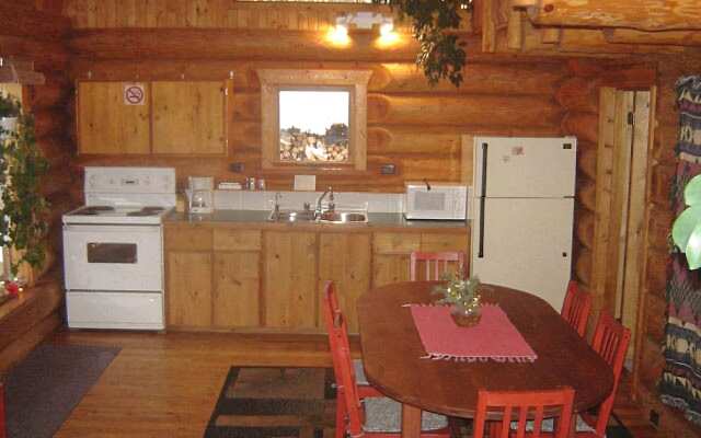 Blaeberry Mountain Lodge
