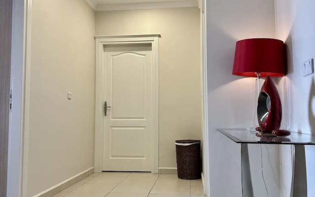 Wonderful 3 bed Duplex in Sought After Prime Community