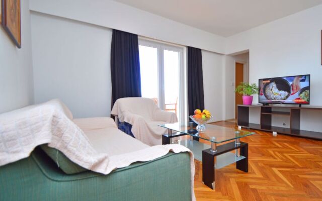 Apartment Rina Paros 17487