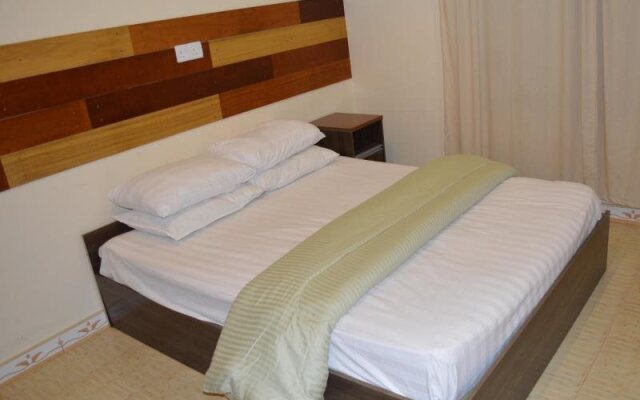 Maaz Inn Fenfushi