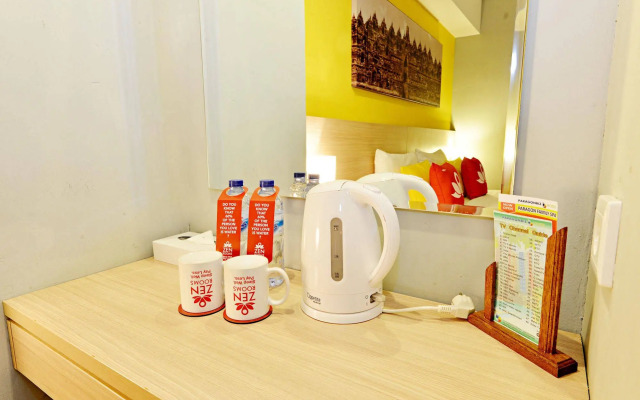 ZEN Rooms Tangerang Binong