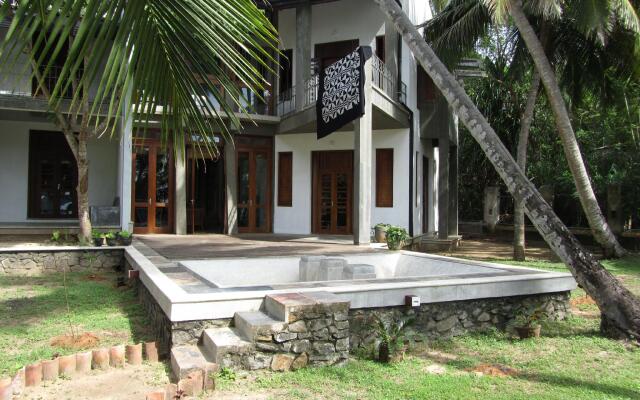 Isana Beach House