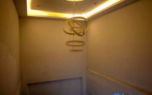 Shell Hotel (Shanghai Nanxiang Guyi Garden)