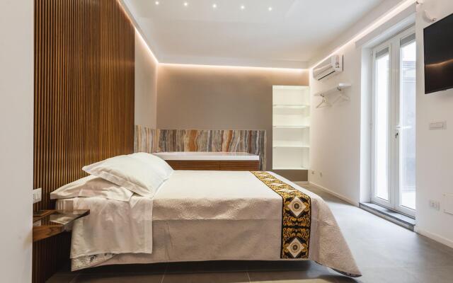 Cutrone Romantic Apartment by Wonderful Italy