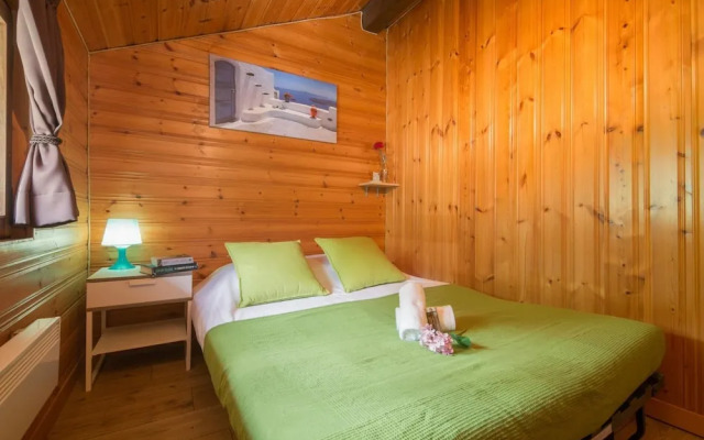 Cozy Mountain Getaway Chalet les Marmottes