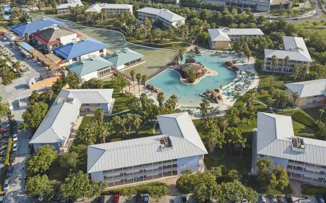 PortAventura Hotel Caribe - Theme Park Tickets Included