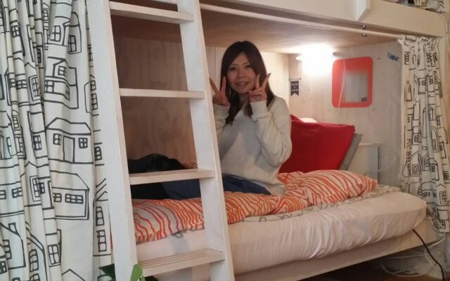 Imazato Guest House — Female Only
