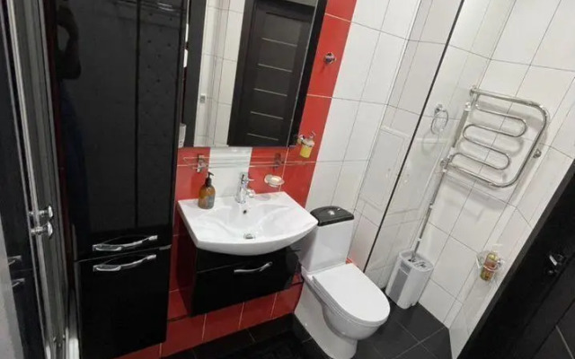 Апартаменты в микрорайоне Крылатый 22/1