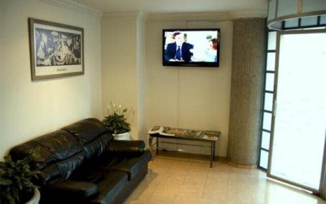 Hotel Picasso Inn