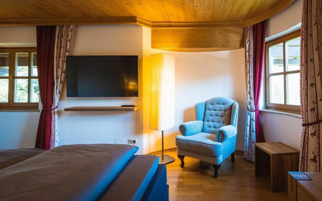 Chalet Crown of the Alps