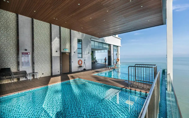 Hompton by the Beach Penang
