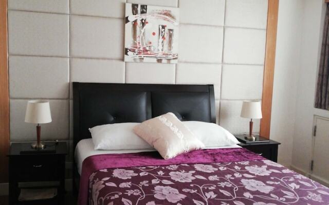 Grand Cenia Condo Residences
