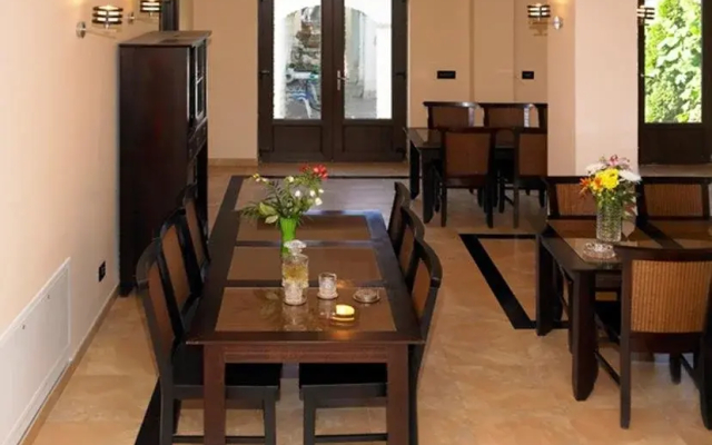 Vila Caviar