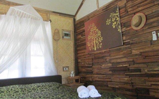 Khaoyai Uncle Nai's Hut