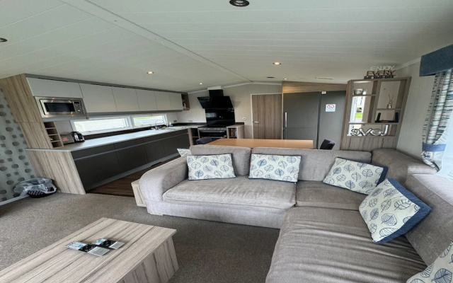 Lovely 2-bed Caravan in Seton Sands