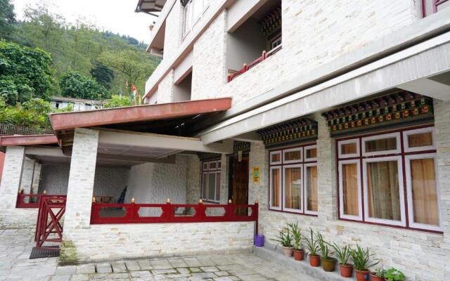 Mann Serchhu Farmhouse, Pelling