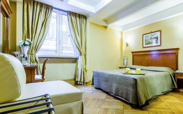 Luxury Rooms H 2000 Roma