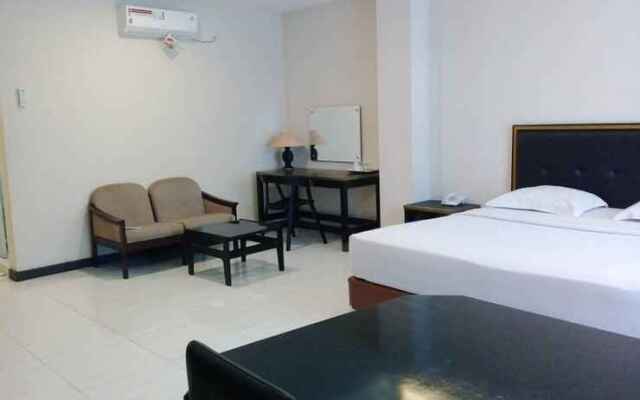 Hotel Pangrango 3