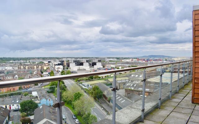 Contemporary 2 Bedroom Apartment Near Ifsc