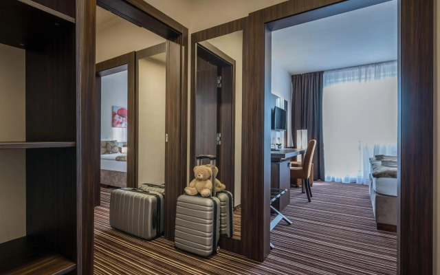Hotel Satel